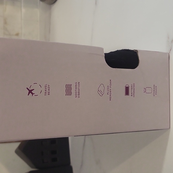 🐝2 for $10🐝 MAHLI Messaging Travel Neck Pillow - Picture 5 of 8